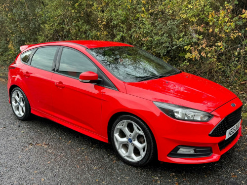 Ford Focus  2.0T EcoBoost ST-2 Euro 6 (s/s) 5dr