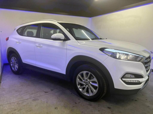 Hyundai Tucson  2.0 CRDi Blue Drive SE Nav SUV 5dr Diesel Manual E