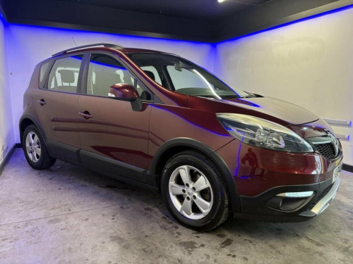 Renault Scenic Xmod  1.5 dCi ENERGY Dynamique TomTom MPV 5dr Diesel Man