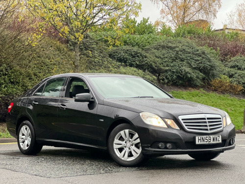 Mercedes-Benz E-Class E220 2.1 E220 CDI BlueEfficiency SE Tiptronic Euro 5 4dr 