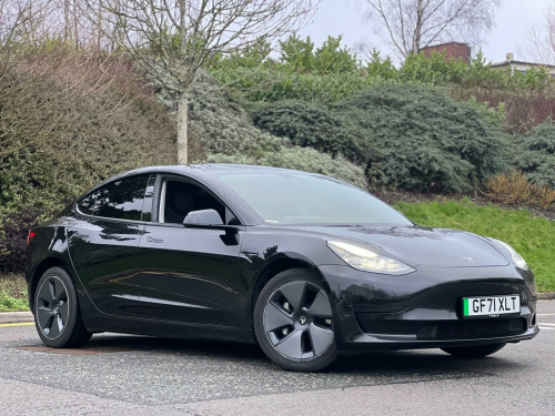 Tesla Model 3  Standard Range Plus Auto RWD 4dr 