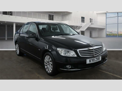 Mercedes-Benz C-Class C180 1.8 C180 BlueEfficiency Elegance Auto Euro 5 4dr 