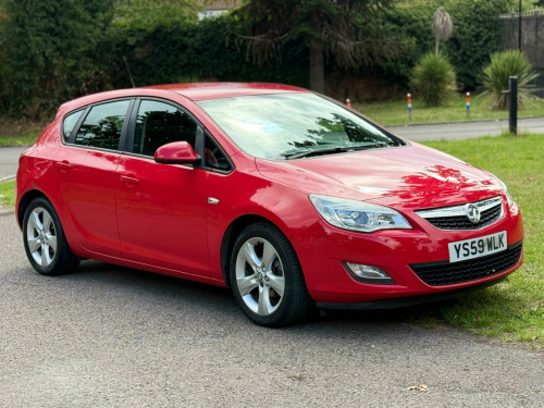 Vauxhall Astra  1.6 16v Exclusiv Euro 5 5dr