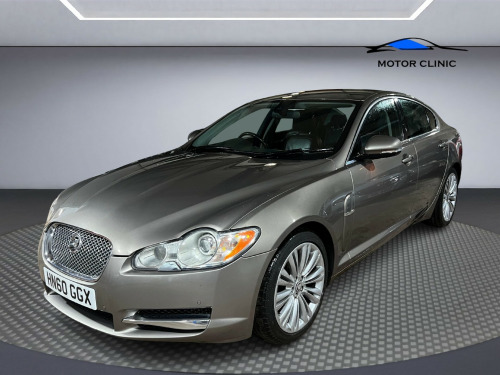Jaguar XF  3.0d V6 Premium Luxury Saloon 4dr Diesel Auto Euro 5 (240 ps)