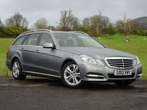 Mercedes-Benz E-Class E250 2.1 E250 CDI BlueEfficiency Avantgarde Tiptronic Euro 5 5dr 