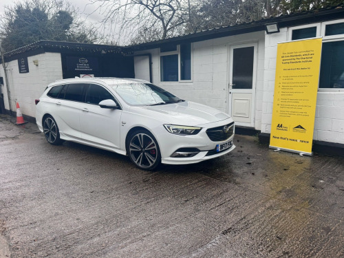 Vauxhall Insignia  2.0 Turbo D BlueInjection SRi VX Line Nav Sports Tourer 5dr Diesel Manual E