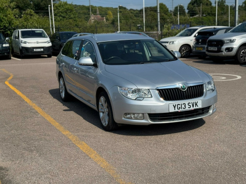 Skoda Superb  2.0 TDI SE 4WD Euro 5 5dr