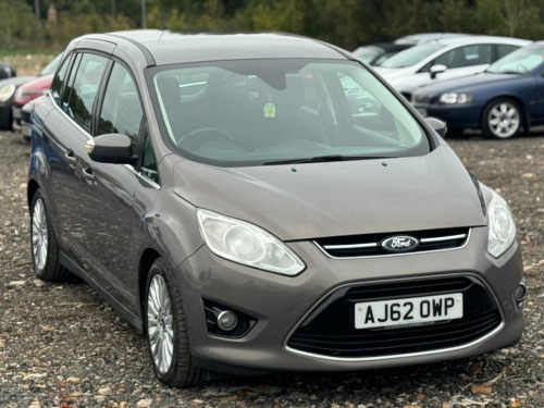 Ford Grand C-MAX  1.0T EcoBoost Titanium Euro 5 (s/s) 5dr