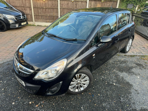 Vauxhall Corsa  1.4 16V SE Hatchback 5dr Petrol Manual Wide Ratio Euro 5 (100 ps)