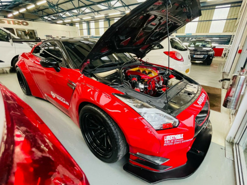 Nissan GT-R  3.8 V6 Premium Edition Auto 4WD Euro 4 2dr