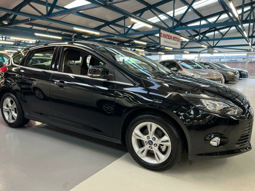 Ford Focus  1.6 Zetec Euro 5 5dr 