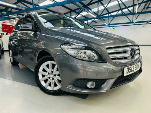 Mercedes-Benz B-Class B180 1.6 B180 BlueEfficiency SE Euro 5 (s/s) 5dr 