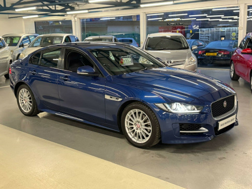 Jaguar XE  2.0d R-Sport Saloon 4dr Diesel Auto Euro 6 (s/s) (180 ps) 