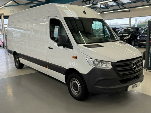 Mercedes-Benz Sprinter  2.0 315 CDI Progressive RWD L3 H2 Euro 6 (s/s) 5dr 