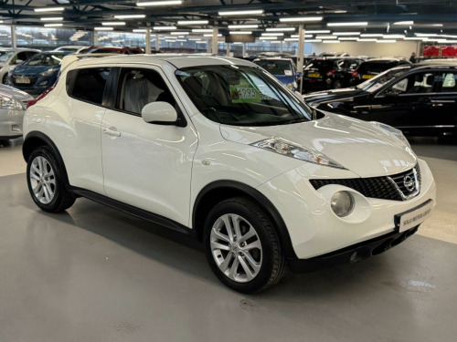 Nissan Juke  1.6 Acenta SUV 5dr Petrol Manual Euro 5 (117 ps) 