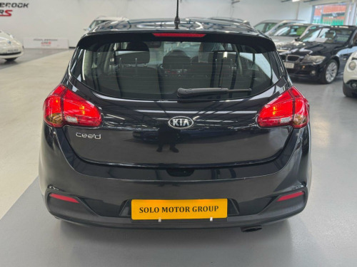 Kia ceed  1.4 1 Hatchback 5dr Petrol Manual Euro 5 (98 bhp) 