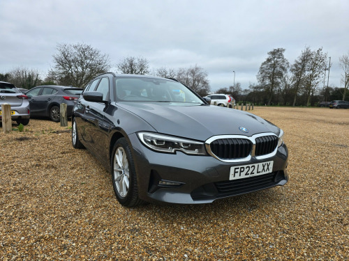 BMW 3 Series  2.0 330e 12kWh SE Pro Touring 5dr Petrol Plug-in Hybrid Auto Euro 6 (s/s) (