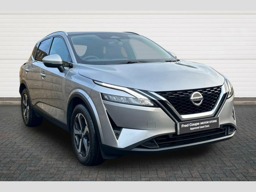 Nissan Qashqai  1.3 DIG-T MHEV N-Connecta SUV 5dr Petrol Hybrid Ma 