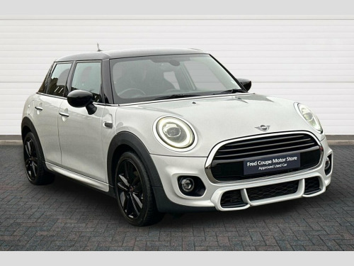 MINI Hatch  1.5 Cooper Sport Hatchback 5dr Petrol Manual Euro  