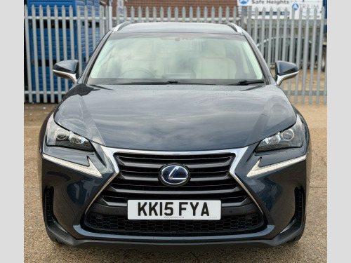Lexus NX 300h  2.5 300h Luxury E-CVT 4WD Euro 6 (s/s) 5dr 
