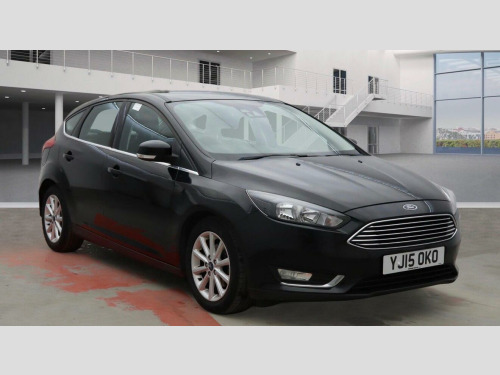 Ford Focus  1.6 Titanium Powershift Euro 6 5dr 