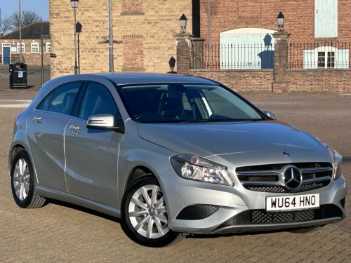 Mercedes-Benz A-Class A180 1.6 A180 SE Hatchback 5dr Petrol Manual Euro 6 (s/ 