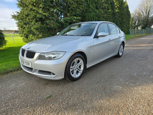 BMW 3 Series  2.0 318i SE Saloon 4dr Petrol Manual Euro 4 (143 p