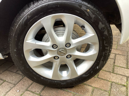 Nissan Micra  1.2 DIG-S Acenta Euro 5 (s/s) 5dr