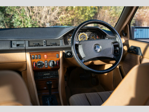 Mercedes-Benz 230  230 TE Station Wagon 