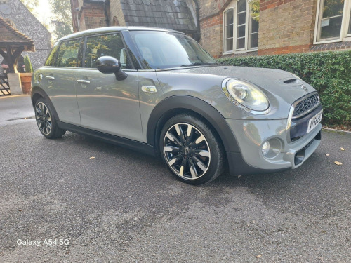 MINI Hatch  2.0 Cooper SD Euro 6 (s/s) 5dr