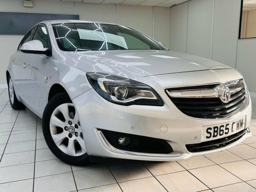 Vauxhall Insignia  1.6 CDTi SRi Nav Hatchback 5dr Diesel Manual Euro 