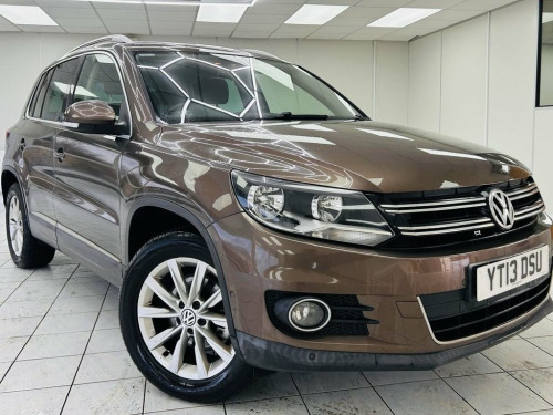 Volkswagen Tiguan  2.0 TDI BlueMotion Tech SE SUV 5dr Diesel DSG 4WD  