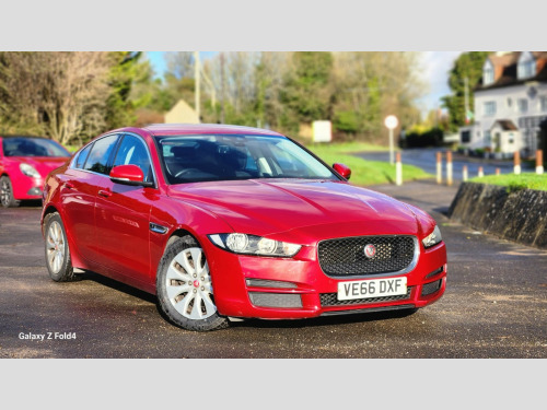 Jaguar XE  2.0d Prestige Saloon 4dr Diesel Auto Euro 6 (s/s) (163 ps) 