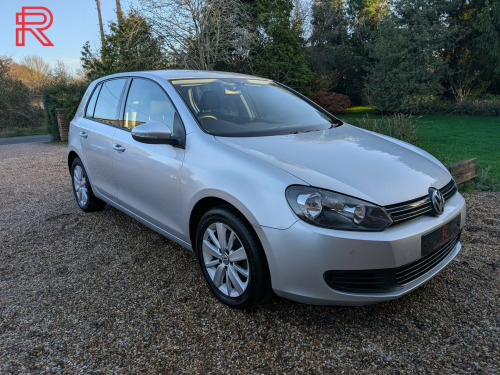 Volkswagen Golf  1.6 TDI Match Hatchback 5dr Diesel DSG Euro 5 (105 ps) 