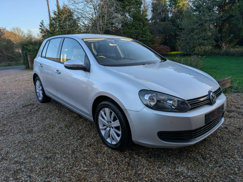 Volkswagen Golf  1.6 TDI Match Hatchback 5dr Diesel DSG Euro 5 (105 ps) 