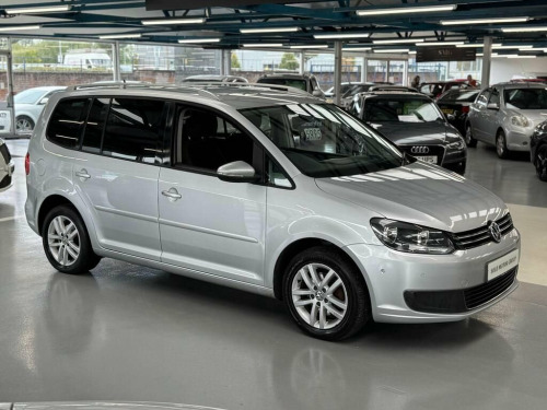 Volkswagen Touran  1.6 TDI SE MPV 5dr Diesel DSG Euro 5 (105 ps) MPV