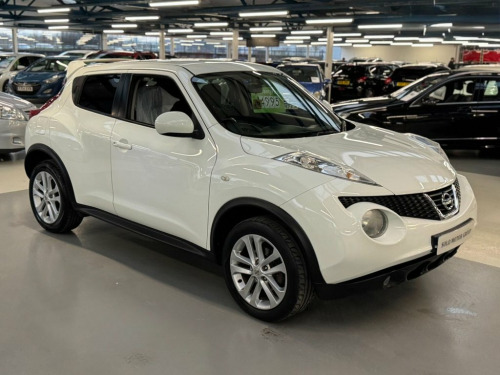 Nissan Juke  1.6 Acenta SUV 5dr Petrol Manual Euro 5 (117 ps) 