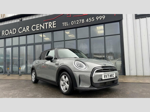 MINI Hatch  1.5 Cooper Classic Hatchback 5dr Petrol Steptronic 