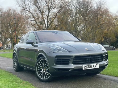 Porsche Cayenne  3.0 V6 E-Hybrid 14.1kWh TiptronicS 4WD Euro 6 (s/s) 5dr (3.6kW Charger)
