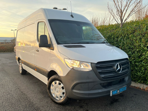 Mercedes-Benz Sprinter  2.0 315 L2 H3 MWB 150HP FSH EURO6 Euro 6 (s/s) (150 ps) 