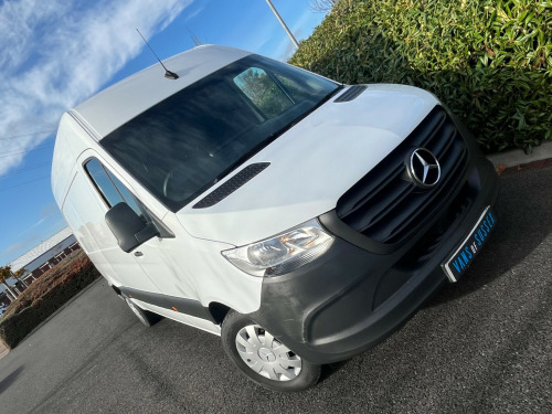 Mercedes-Benz Sprinter  2.0 315 PREMIUM L2H3 FSH 1OWNER 