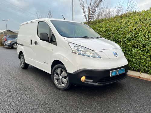 Nissan eNV200  TEKNA RAPID ELECTRIC AUTO, HEATED SEATS/STEERING WHEEL/CAMERA