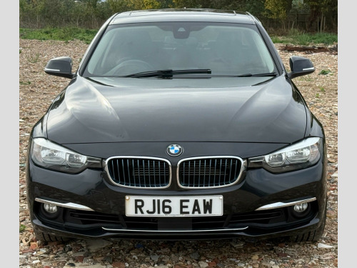 BMW 3 Series  2.0 330e 7.6kWh Luxury Auto Euro 6 (s/s) 4dr