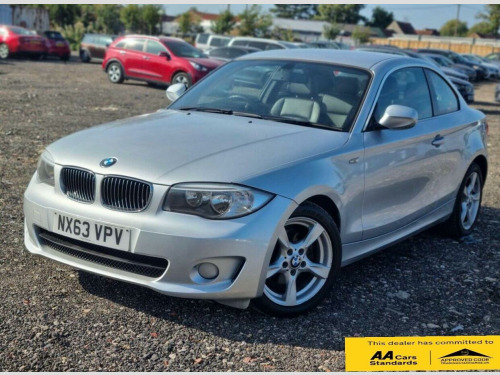 BMW 1 Series  2.0 120i Exclusive Edition Euro 5 (s/s) 2dr 