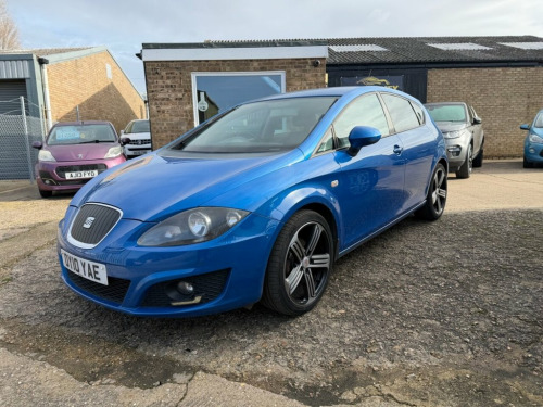 SEAT Leon  1.6 TDI CR SE Hatchback 5dr Diesel Manual Euro 5 ( 