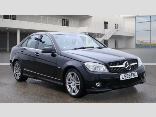 Mercedes-Benz C-Class C220 2.1 C220 CDI BlueEfficiency Sport Auto Euro 5 4dr