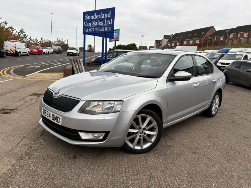 Skoda Octavia  1.6 TDI Elegance Hatchback 5dr Diesel DSG Euro 5 ( 