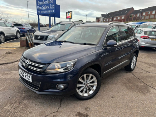 Volkswagen Tiguan  2.0 TDI BlueMotion Tech SE SUV 5dr Diesel Manual 2 