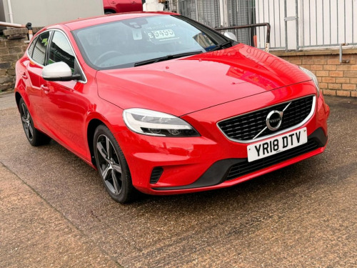 Volvo V40  2.0 T2 R-Design Hatchback 5dr Petrol Manual Euro 6 