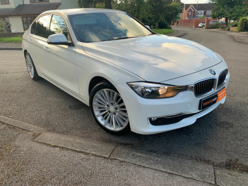 BMW 3 Series  2.0 320d Luxury (s/s) 4dr 